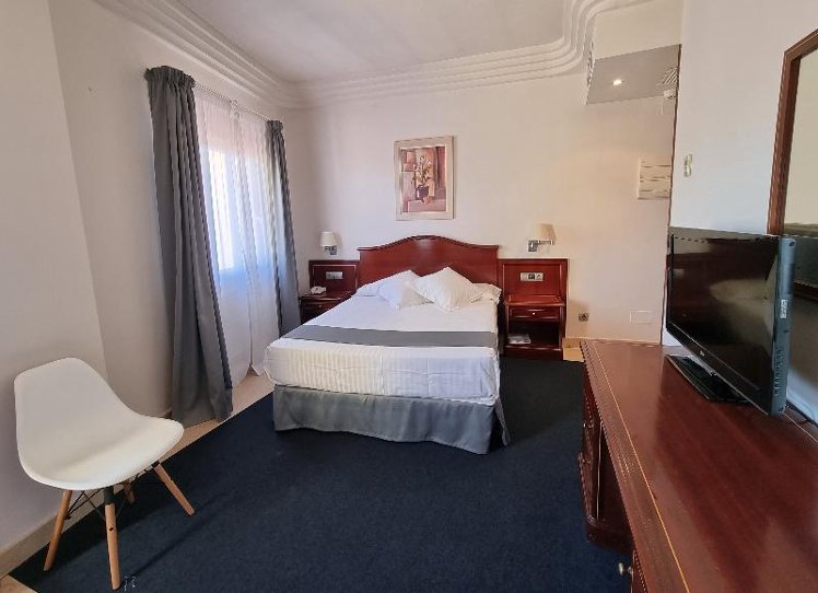 DOUBLE STANDARD Room