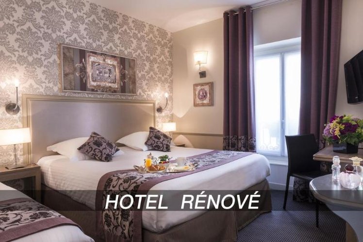 TRIPLE SUPERIOR Room