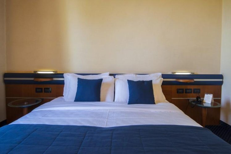 Double or Twin STANDARD Room