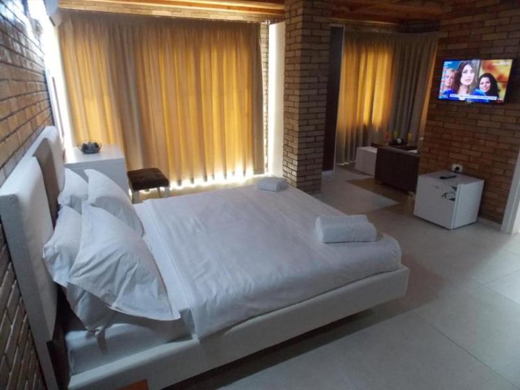 TRIPLE DELUXE SEA VIEW Room