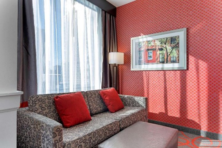 SUITE KING SIZE BED Room