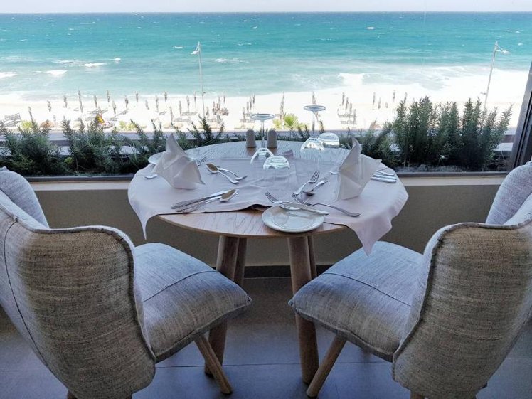 Ikones Seafront Luxury Suites