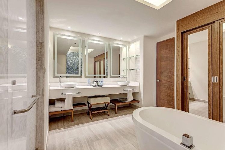 SUITE Presidential WITH VIEWS Room