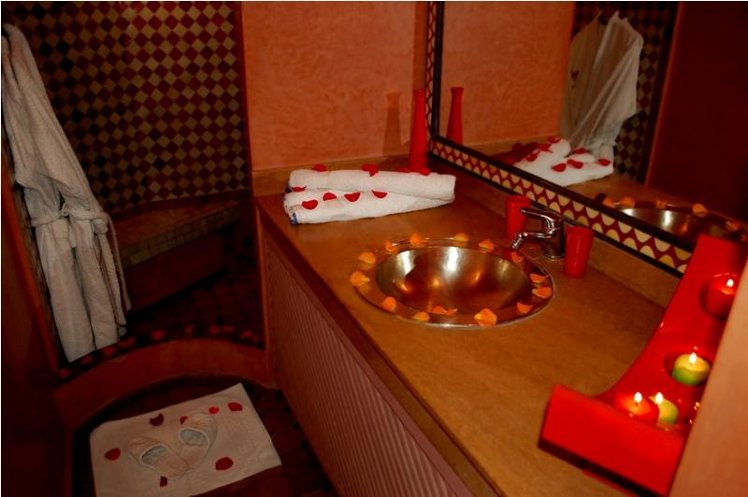 SINGLE STANDARD Room
