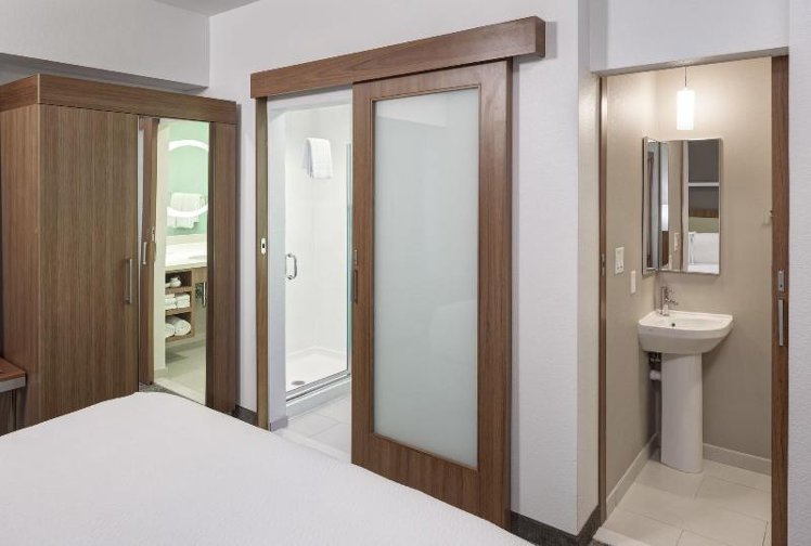 STUDIO TWO QUEEN BEDS Room