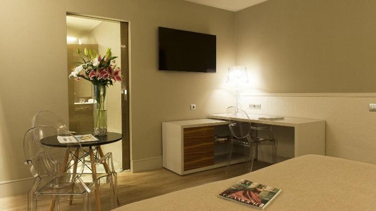 TRIPLE SUPERIOR Room