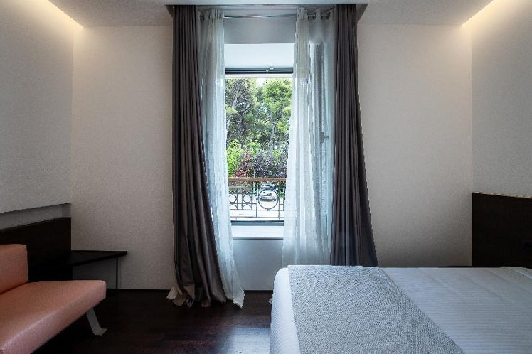 SINGLE SUPERIOR Room