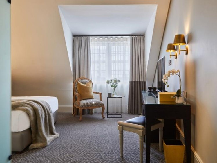 Room LUXURY Room