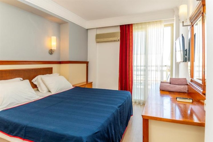 DOUBLE ECONOMY Room