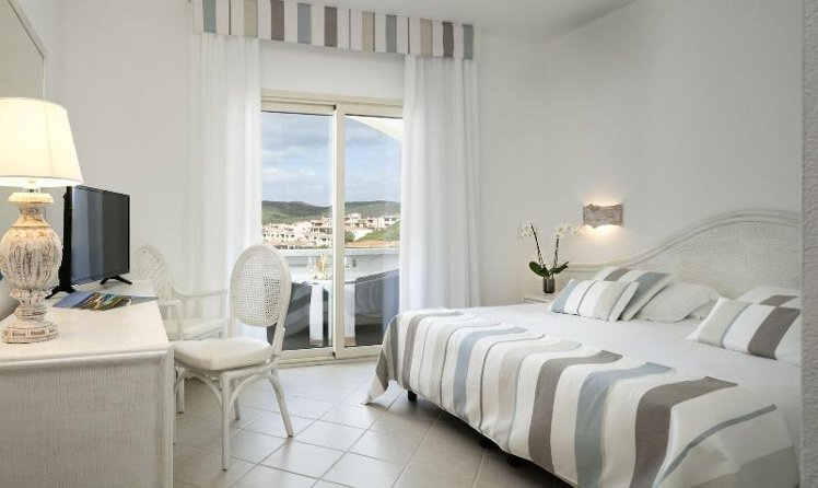 DOUBLE SUPERIOR CITY VIEW Room