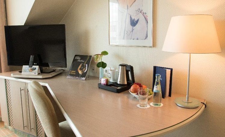 DOUBLE SUPERIOR Room