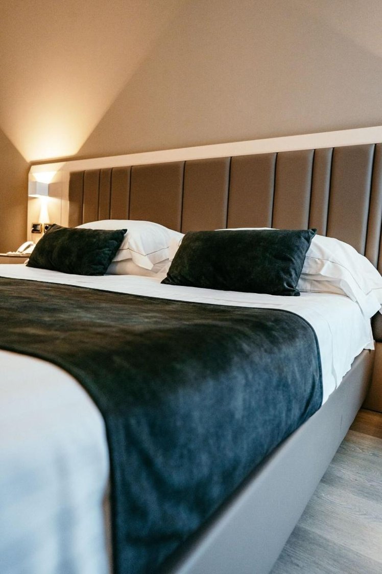 DOUBLE STANDARD Room