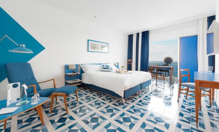 DOUBLE SEA VIEW Room