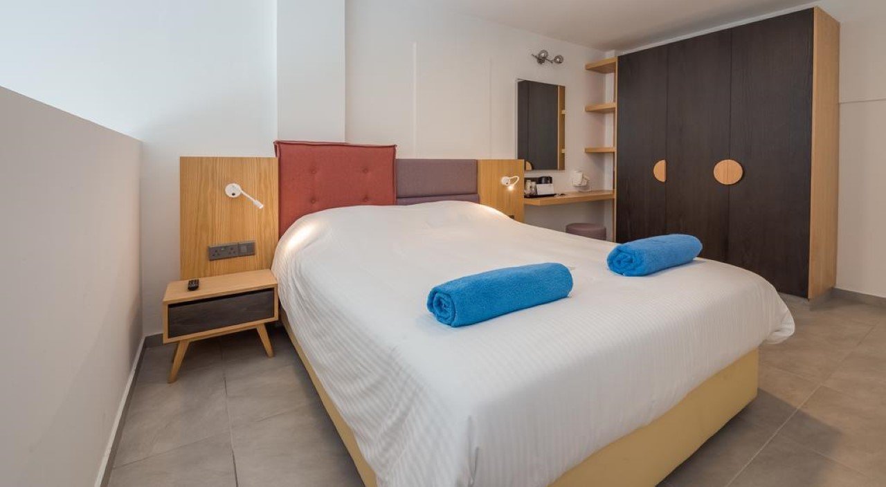 Hotel Protaras Plaza