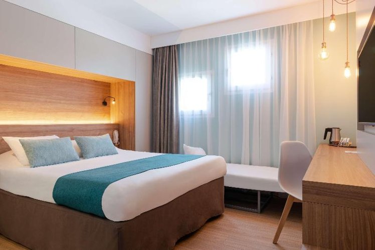 DOUBLE STANDARD Room