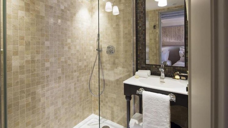DOUBLE STANDARD Room