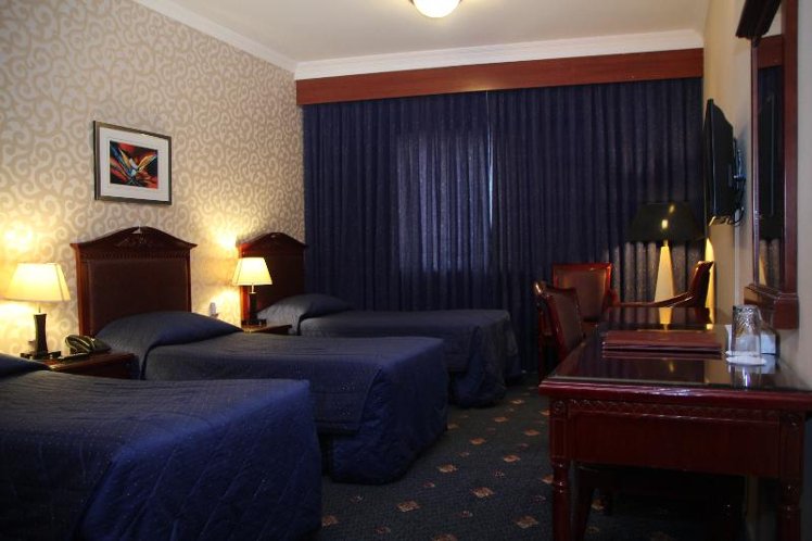QUADRUPLE DELUXE Room