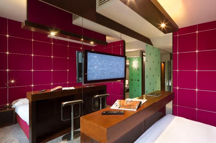 DOUBLE CLASSIC Room