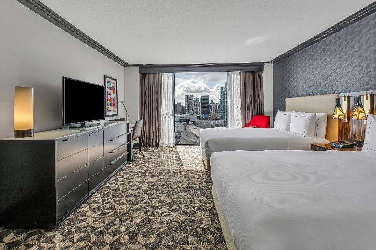 DOUBLE TWO QUEEN BEDS Room