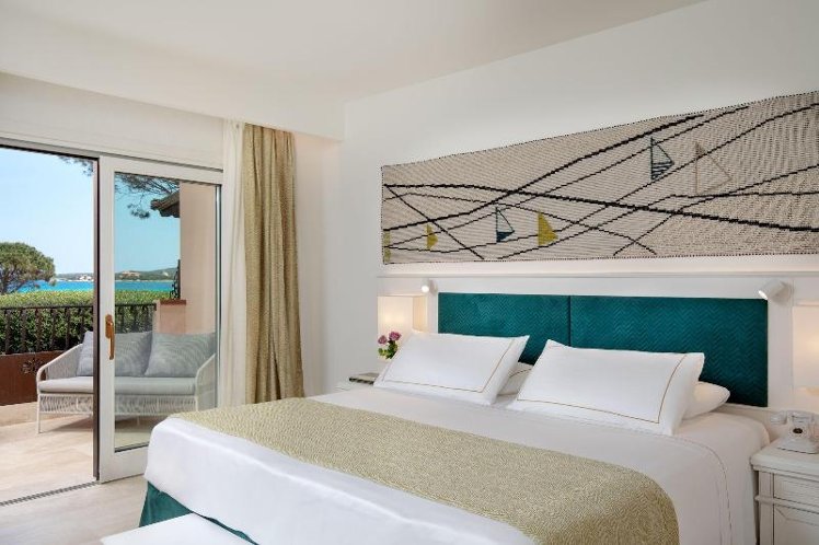 DOUBLE DELUXE SEA VIEW Room