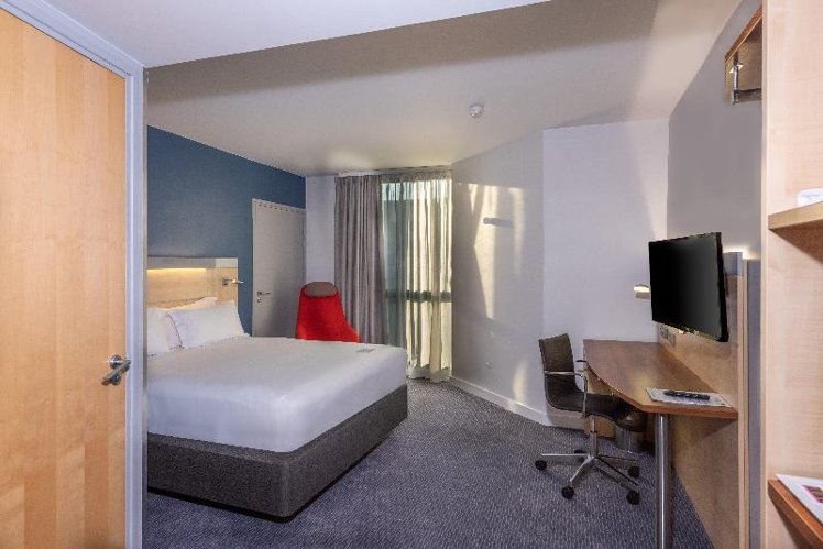 DOUBLE STANDARD Room