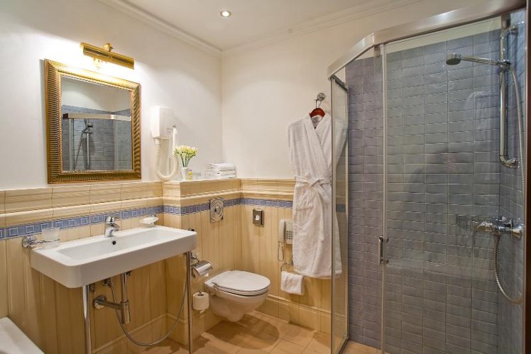 TWIN SUPERIOR Room