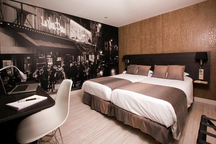 TWIN SUPERIOR Room