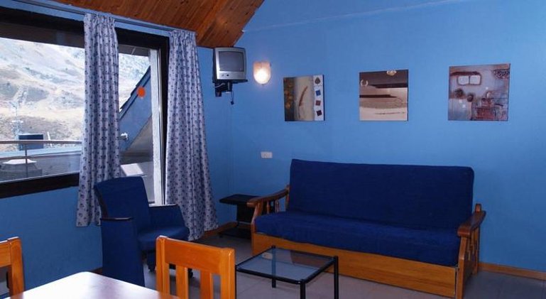 STUDIO CAPACITY 3 Room