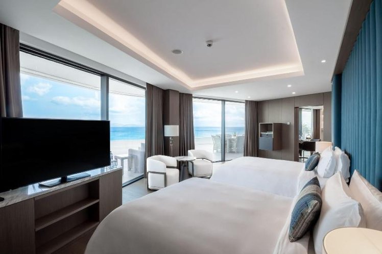 SUITE SEA VIEW WITH BALCONY Room