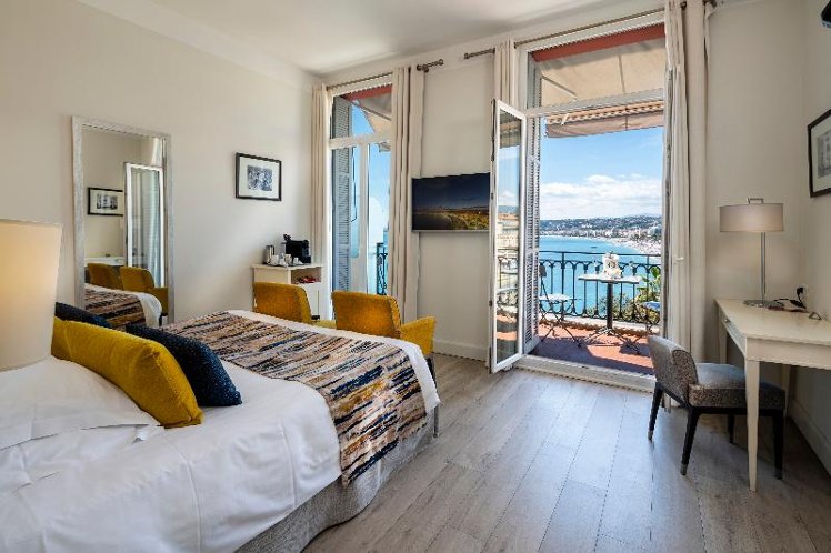DOUBLE PREMIUM SEA VIEW Room