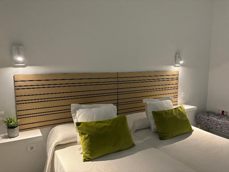 DOUBLE STANDARD Room
