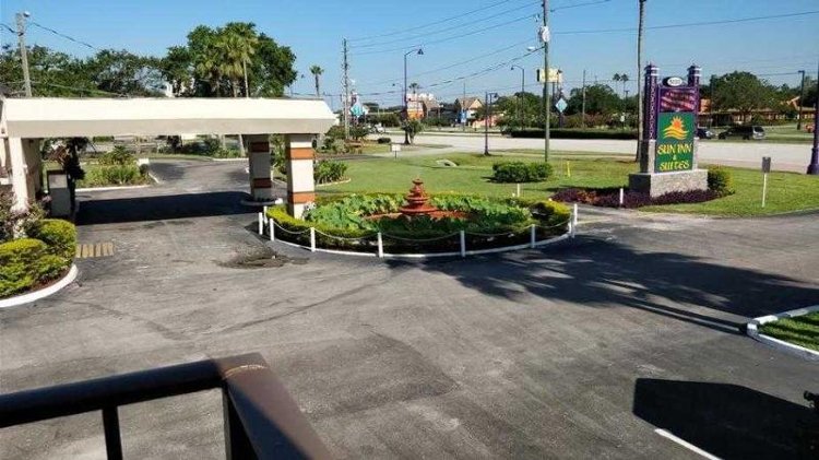 Sun Inn Suites