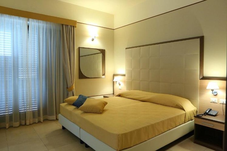 Double or Twin STANDARD Room