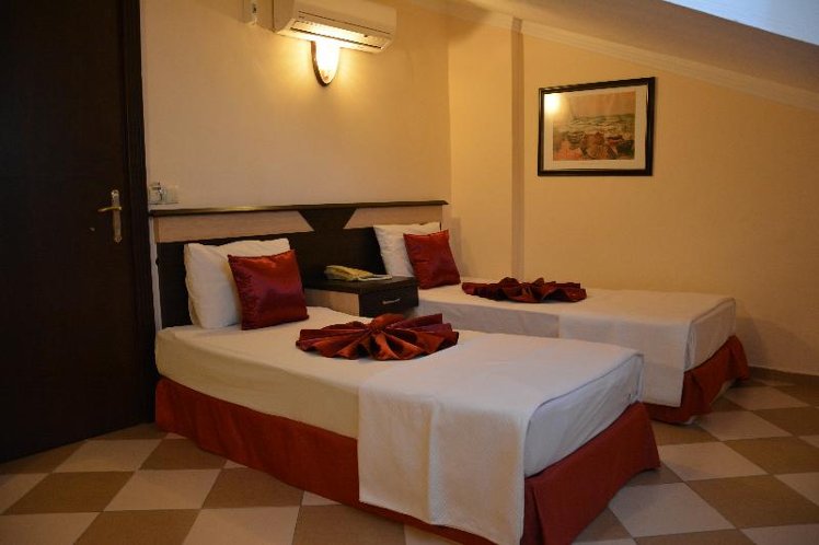 DOUBLE SINGLE USE ECONOMY Room