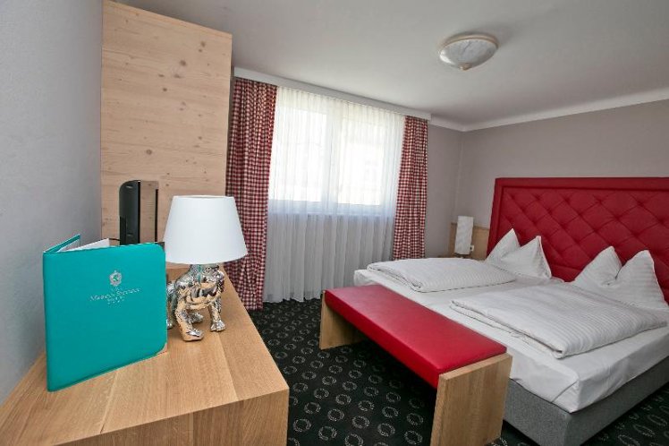 DOUBLE STANDARD Room