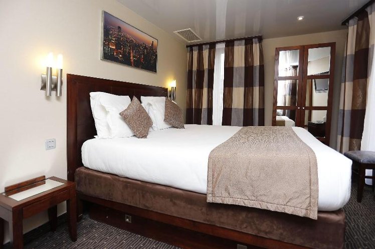 DOUBLE ONE BED Room