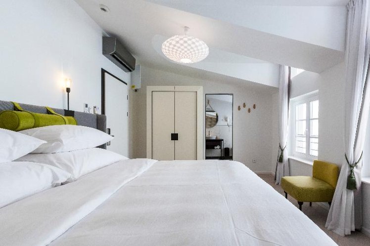 DOUBLE DELUXE Room