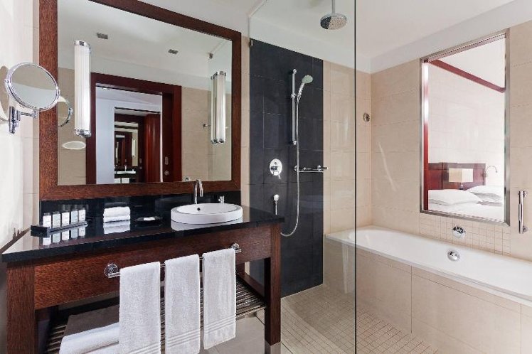 TWIN DELUXE Room