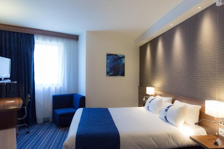DOUBLE STANDARD Room