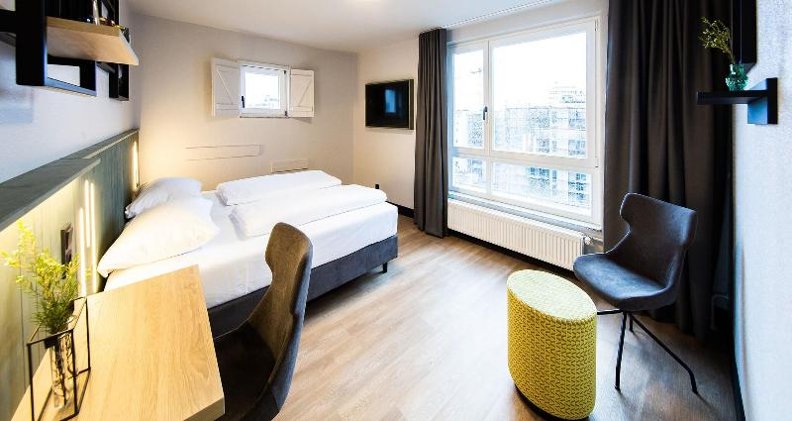 TWIN STANDARD Room