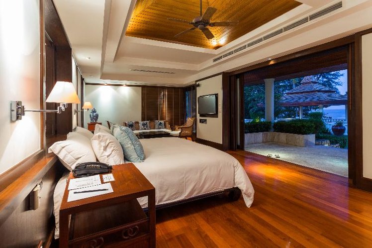 VILLA FIVE BEDROOMS Room