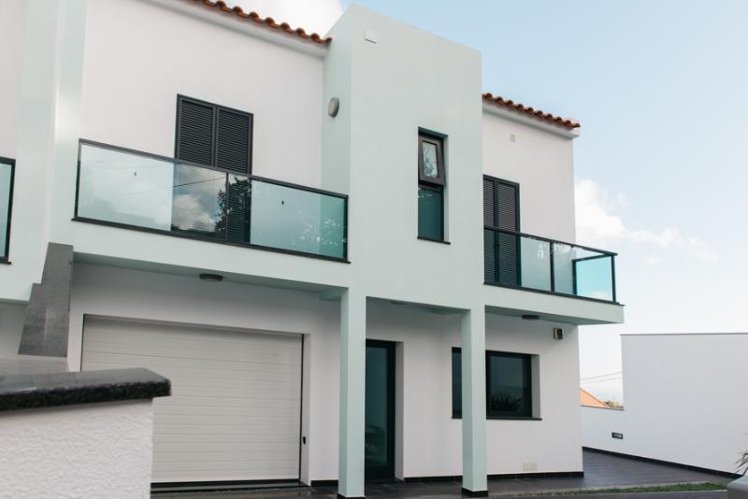 VILLA CAPACITY 6 THREE BEDROOM Room