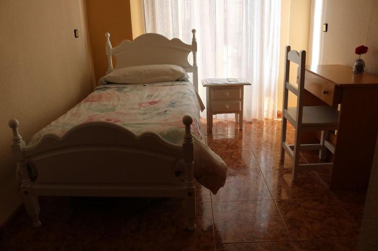 DOUBLE SINGLE USE WITH DOUBLE BED Room