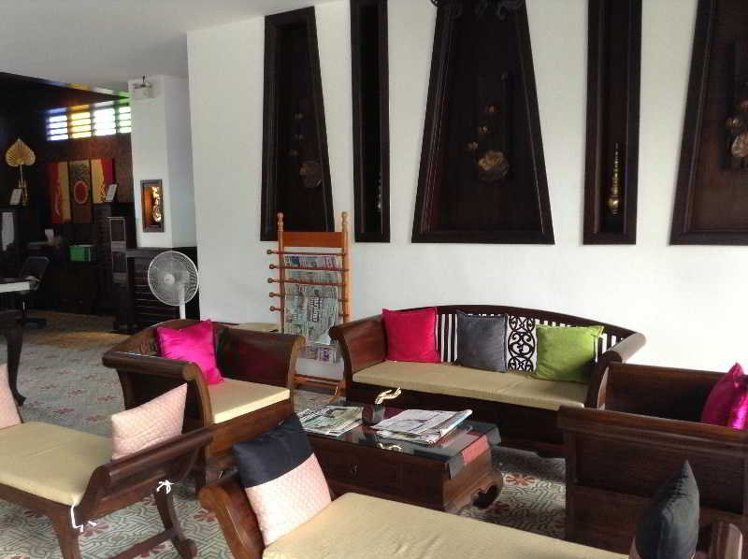 Dee Andaman Hotel Pool Bar