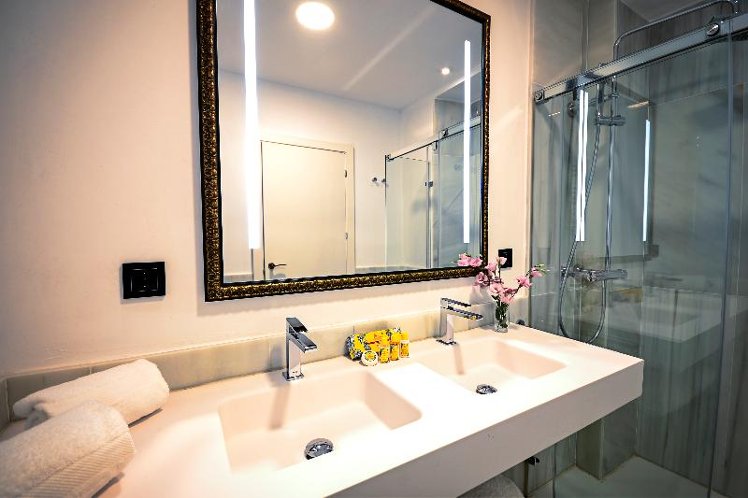 Double or Twin SUPERIOR Room