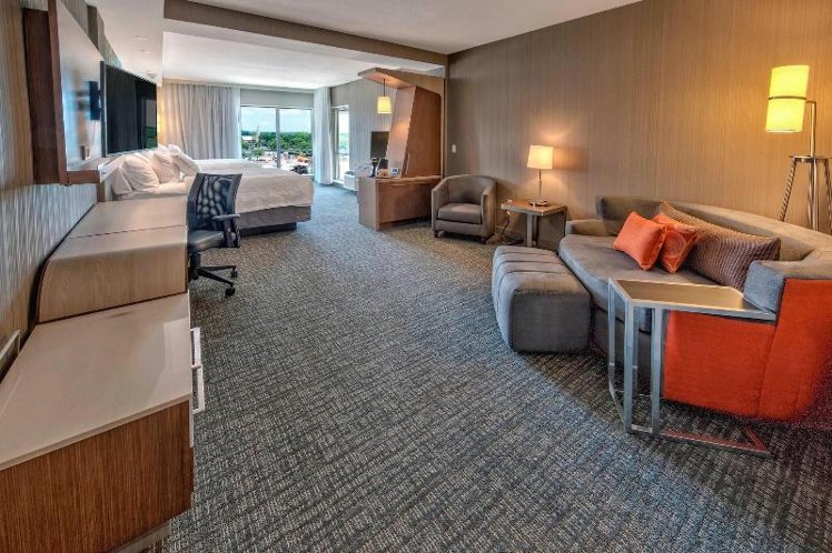 JUNIOR SUITE TWO QUEEN BEDS Room
