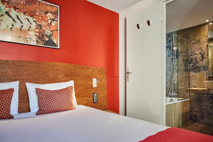DOUBLE STANDARD Room