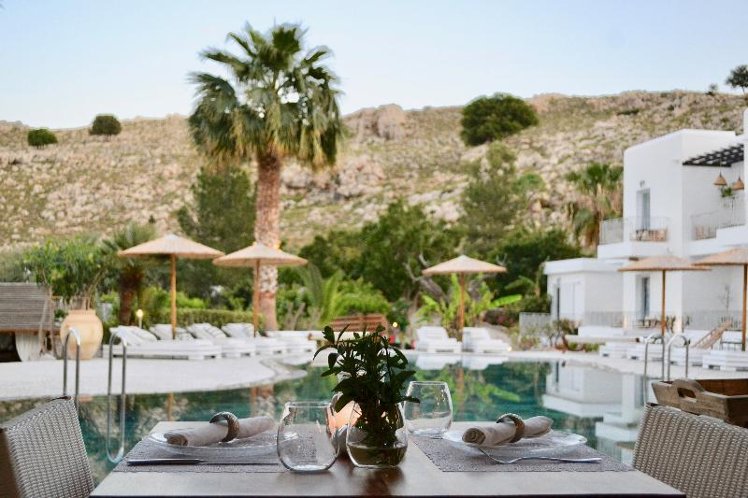 Caesars Gardens Hotel and Spa