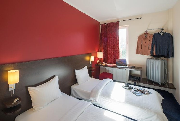 TWIN STANDARD Room
