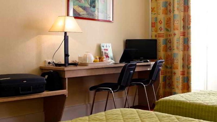 TRIPLE STANDARD Room